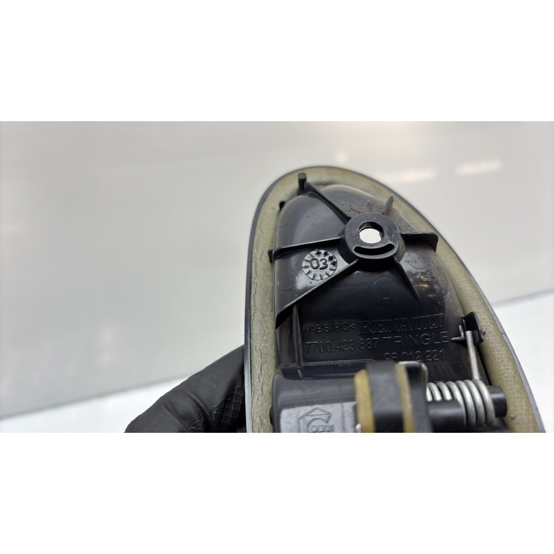 Poignee interieur arriere gauche RENAULT CLIO 2 Photo n°3