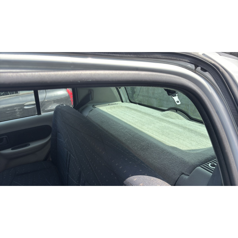 Poignee interieur arriere gauche RENAULT CLIO 2 Photo n°20