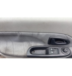 Retroviseur gauche RENAULT CLIO 2
