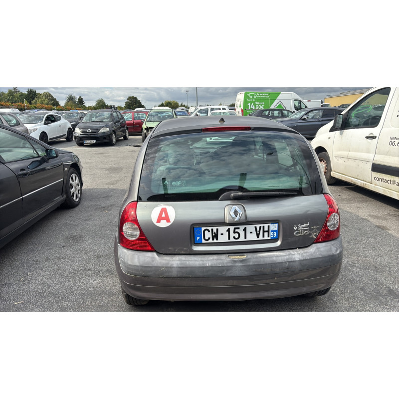 Feu arriere principal droit (feux) RENAULT CLIO 2 Photo n°9