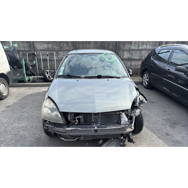 Feu arriere principal droit (feux) RENAULT CLIO 2 Photo n°12