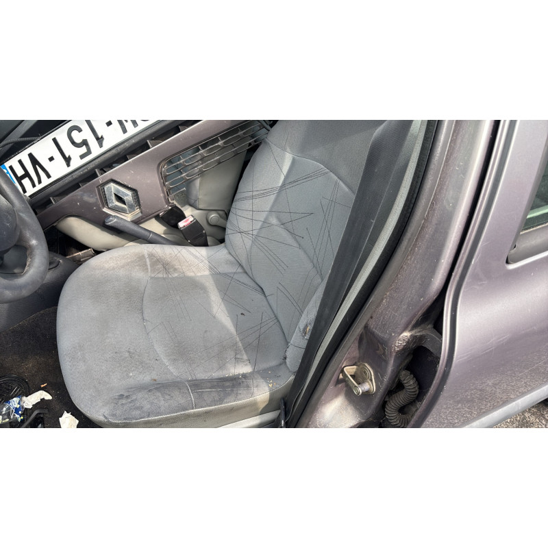 Feu arriere principal droit (feux) RENAULT CLIO 2 Photo n°14