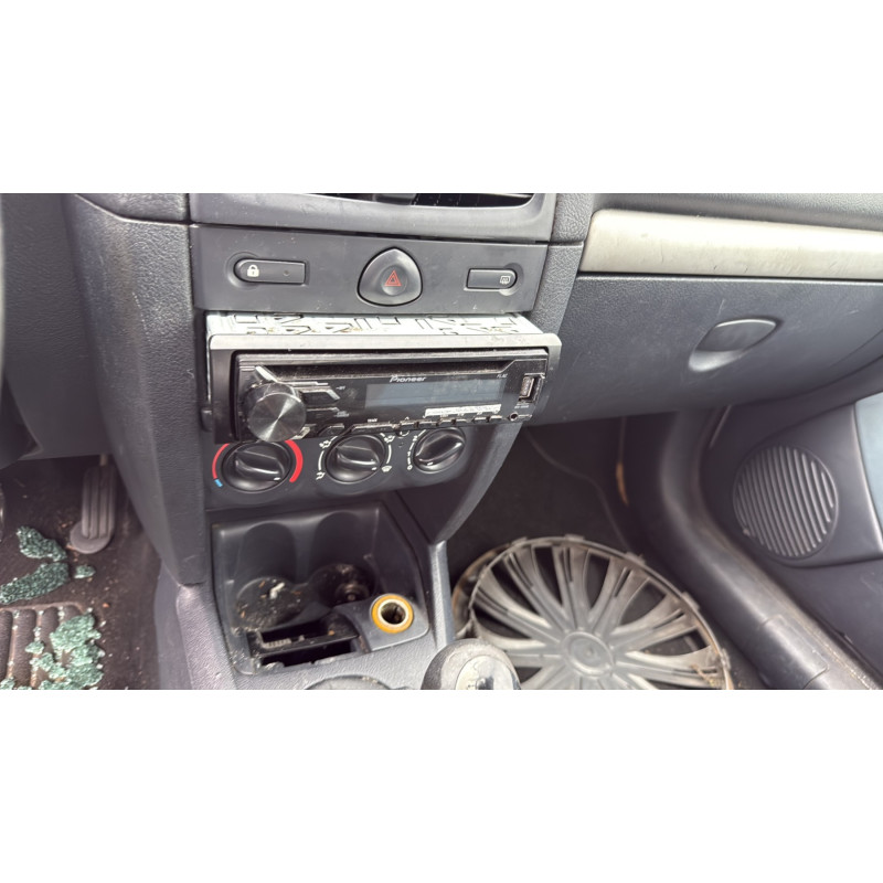 Retroviseur gauche RENAULT CLIO 2 Photo n°15