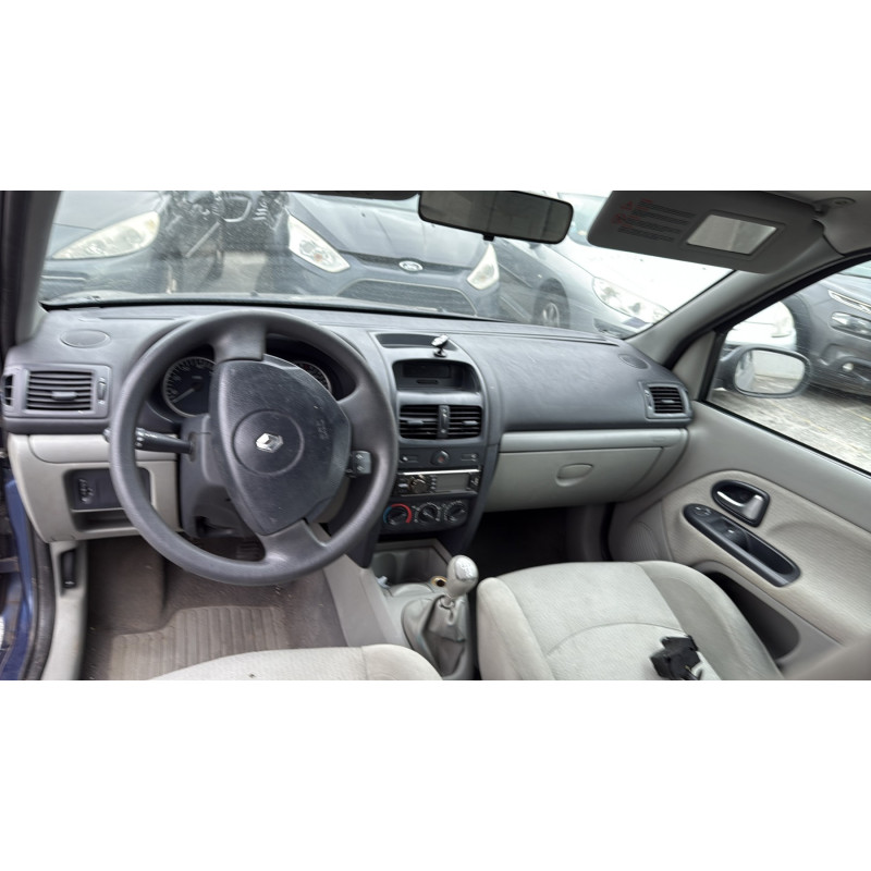 Bouton de warning RENAULT CLIO 2 Photo n°17