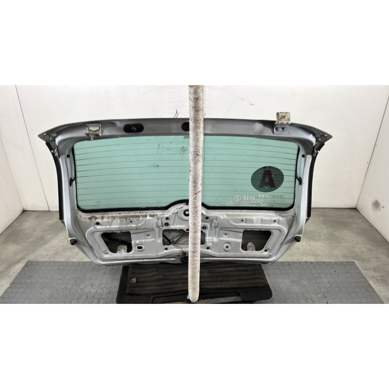 Malle/Hayon arriere RENAULT CLIO 2 Photo n°10