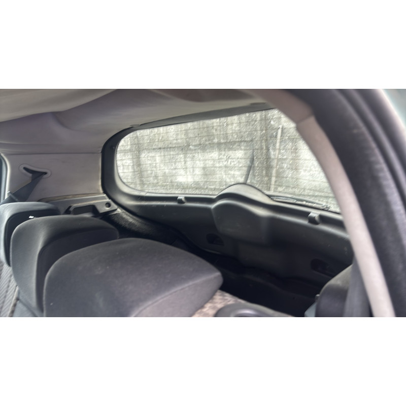 Vitre avant gauche RENAULT MEGANE 2 Photo n°19