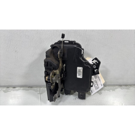 Serrure arriere droit VOLKSWAGEN GOLF 4