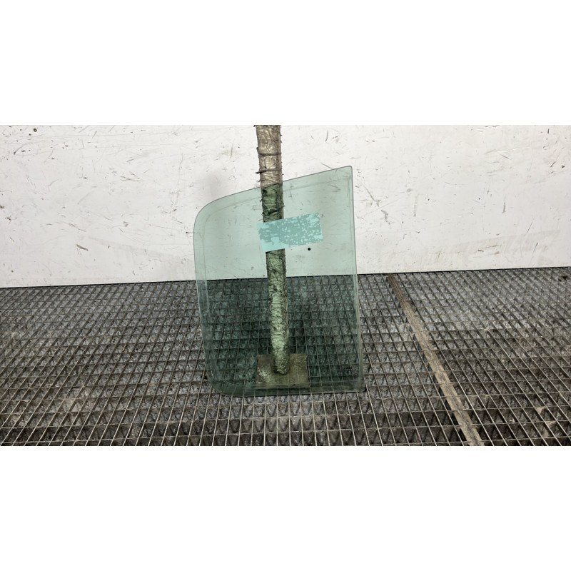 Custode arriere gauche (porte) RENAULT CLIO 2 Photo n°4