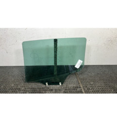 Vitre arriere droit PEUGEOT 207