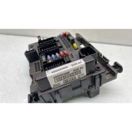 Boitier servitude moteur (BSM) PEUGEOT 206+