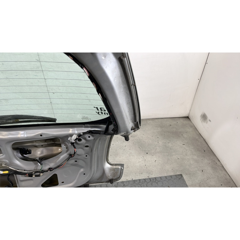 Malle/Hayon arriere TOYOTA AURIS 1 Photo n°9