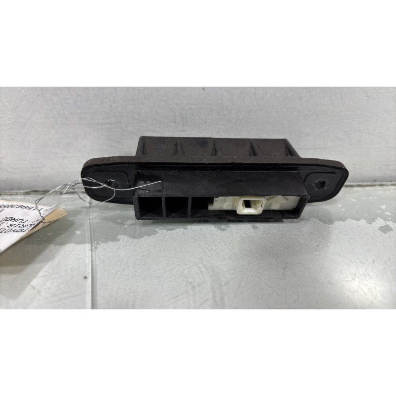 Bouton de coffre TOYOTA AURIS 1 Photo n°3