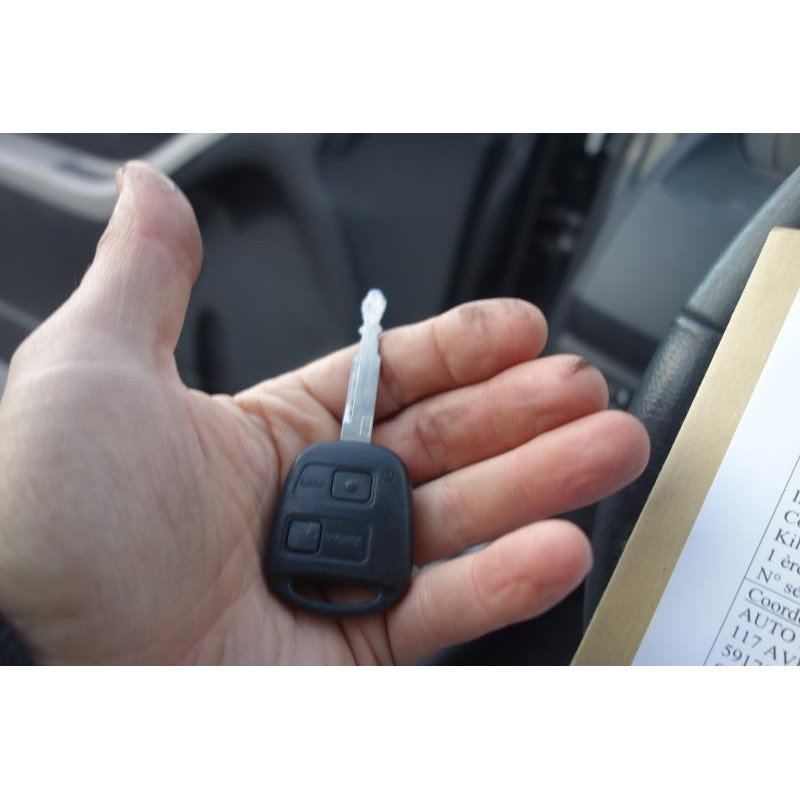 Renfort pare choc arriere (traverse) TOYOTA YARIS 2 Photo n°11
