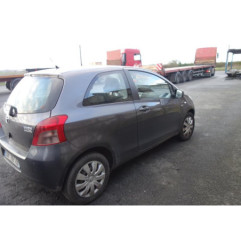 Renfort pare choc arriere (traverse) TOYOTA YARIS 2