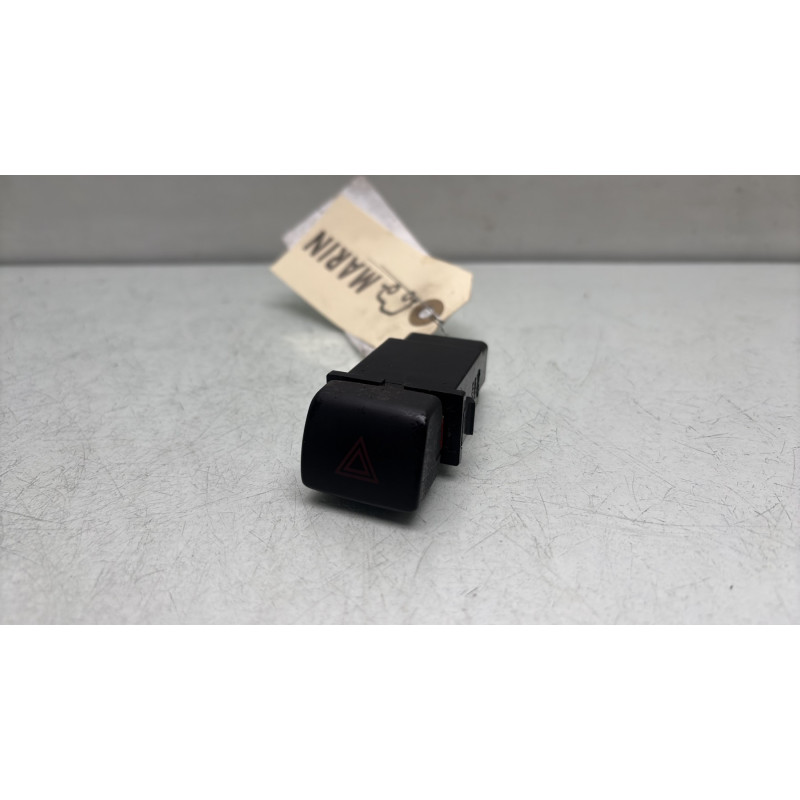Bouton de warning HYUNDAI SANTA FE 1 Photo n°1