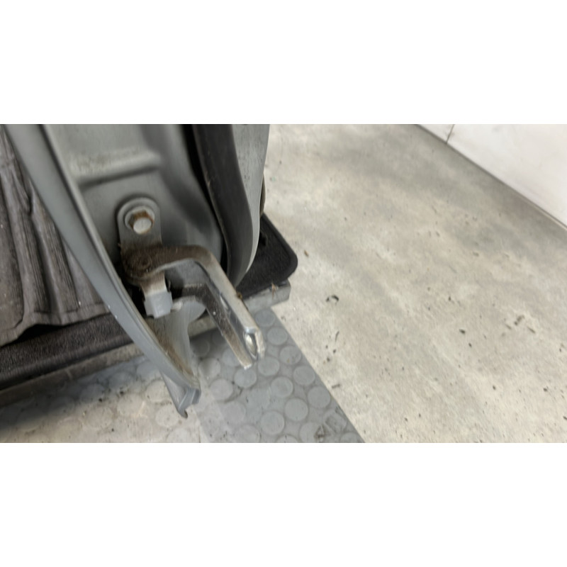 Porte arriere droit TOYOTA AVENSIS 2 Photo n°5