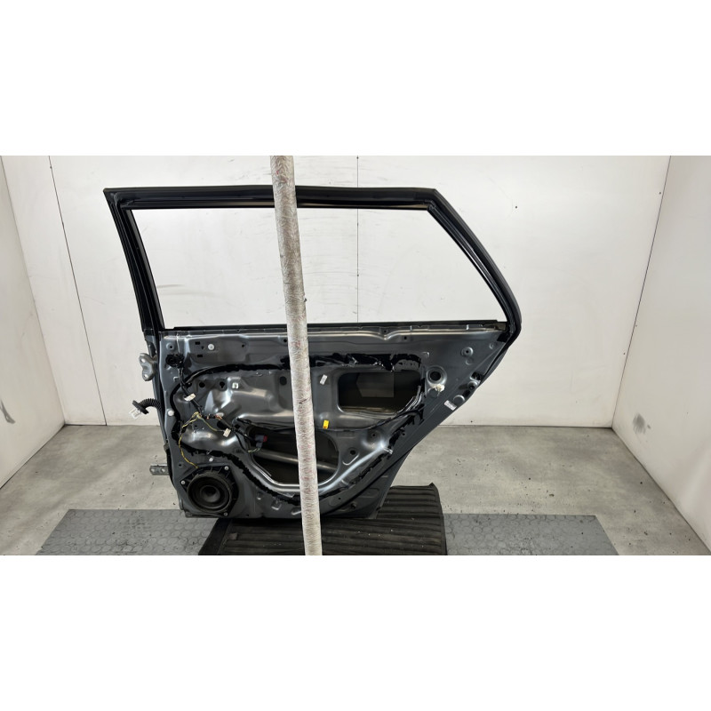 Porte arriere droit TOYOTA AVENSIS 2 Photo n°6