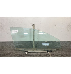 Vitre avant droit TOYOTA AVENSIS 2 Photo n°1