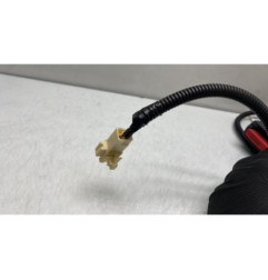 Attache ceinture avant droit TOYOTA AVENSIS 2