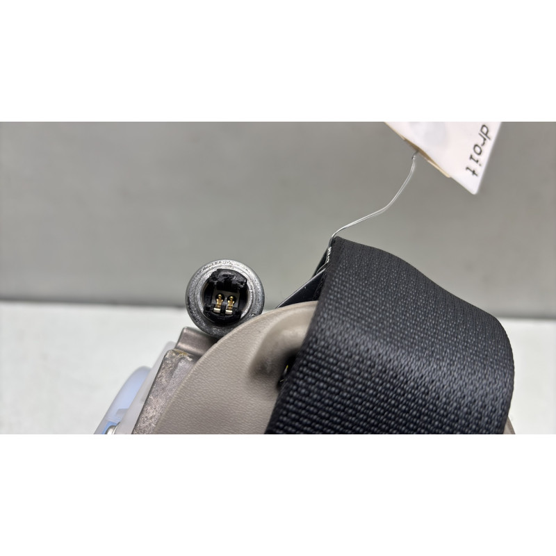 Pretensionneur de ceinture avant droit TOYOTA AVENSIS 2 Photo n°4