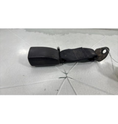 Attache ceinture arriere gauche TOYOTA YARIS 2
