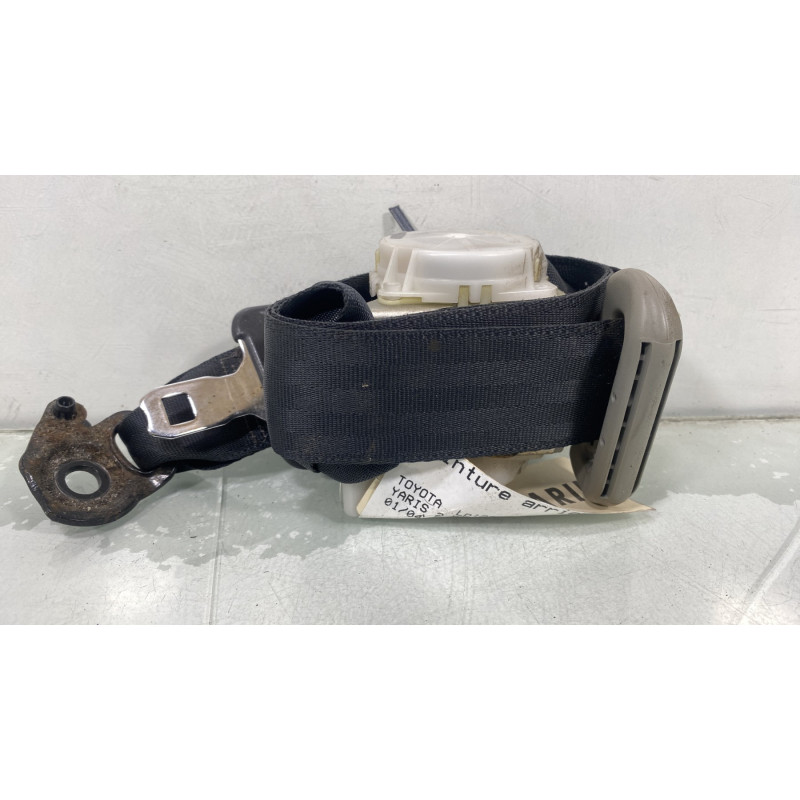 Ceinture arriere droit TOYOTA YARIS 2 Photo n°3