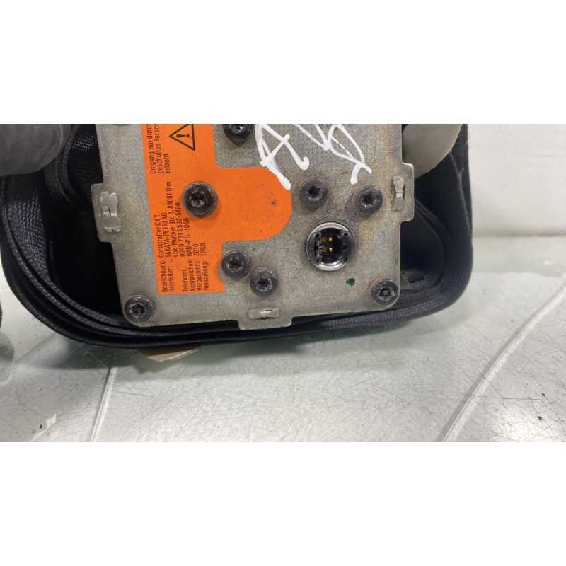 Pretensionneur de ceinture avant droit TOYOTA YARIS 2 Photo n°4