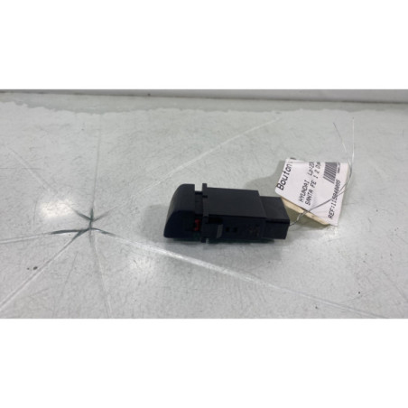 Bouton de warning HYUNDAI SANTA FE 1