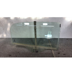 Vitre arriere droit FIAT PUNTO EVO 3 Photo n°1