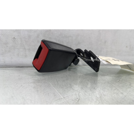 Attache ceinture arriere gauche FIAT PUNTO EVO 3