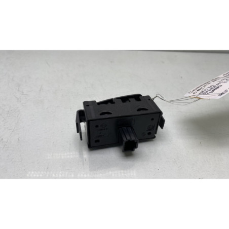 Bouton de warning DACIA SANDERO 2