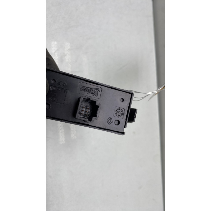 Bouton de warning DACIA SANDERO 2 Photo n°3