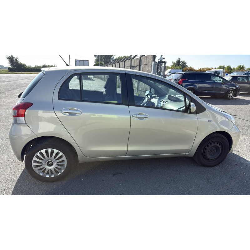 Retroviseur droit TOYOTA YARIS 2 Photo n°11