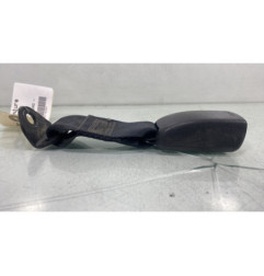 Attache ceinture arriere gauche TOYOTA YARIS 2 Photo n°1