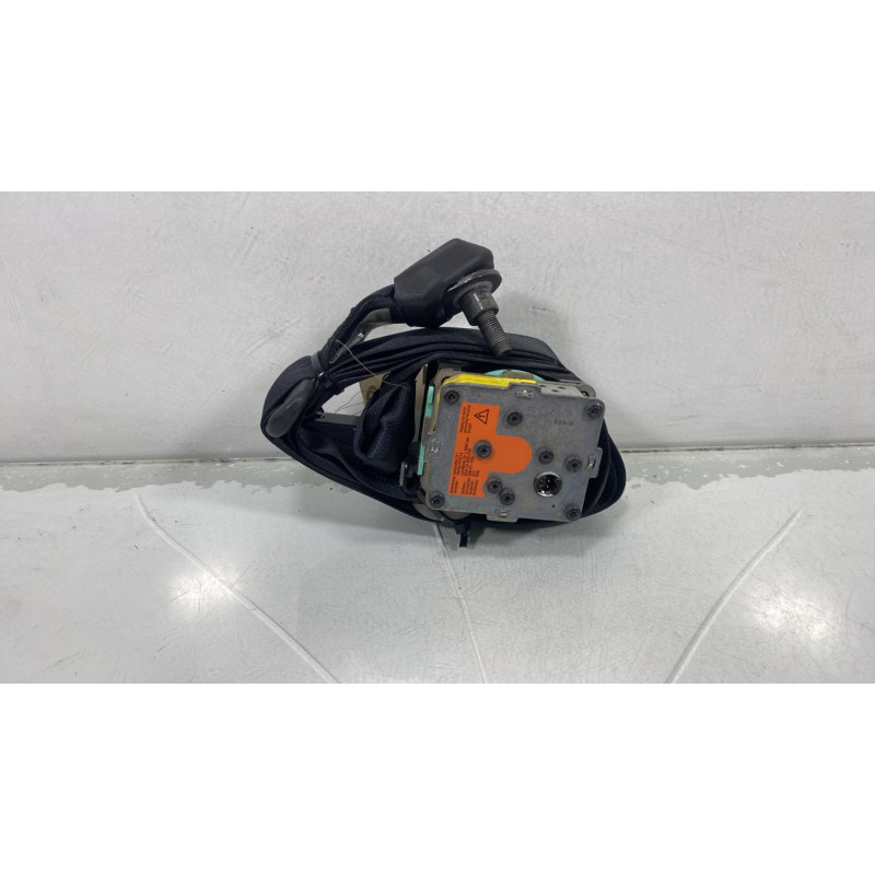 Pretensionneur de ceinture avant droit TOYOTA YARIS 2 Photo n°2