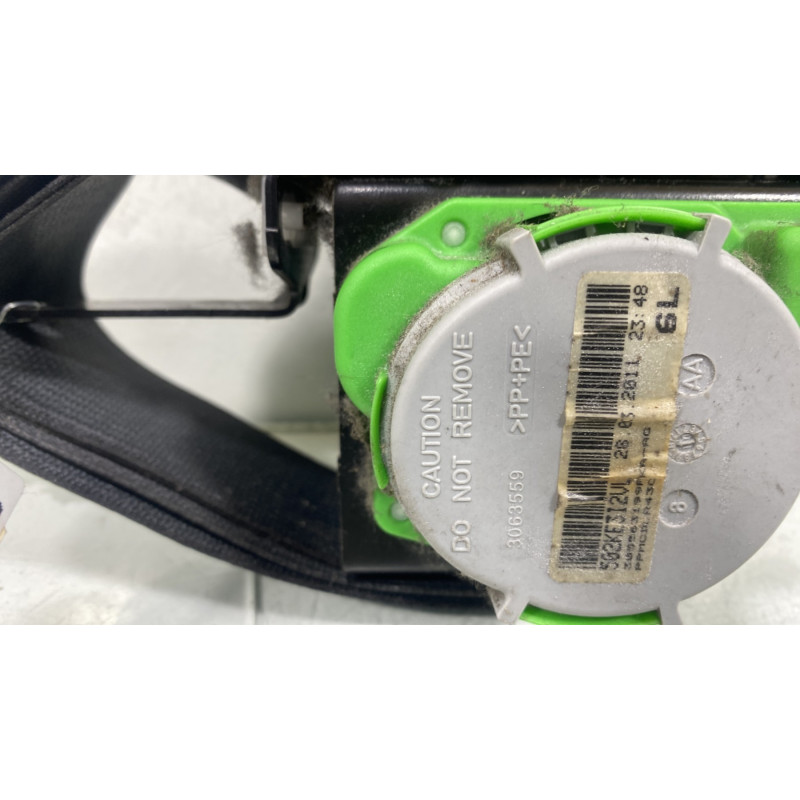 Pretensionneur de ceinture avant gauche TOYOTA YARIS 2 Photo n°2