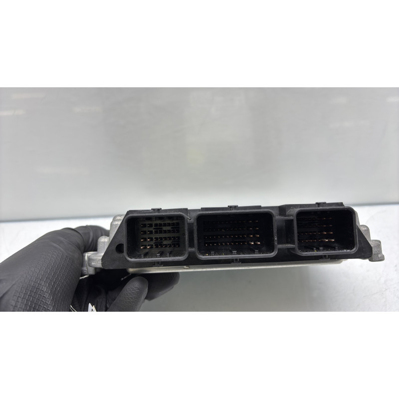 Calculateur moteur CITROEN C4 1 Photo n°3