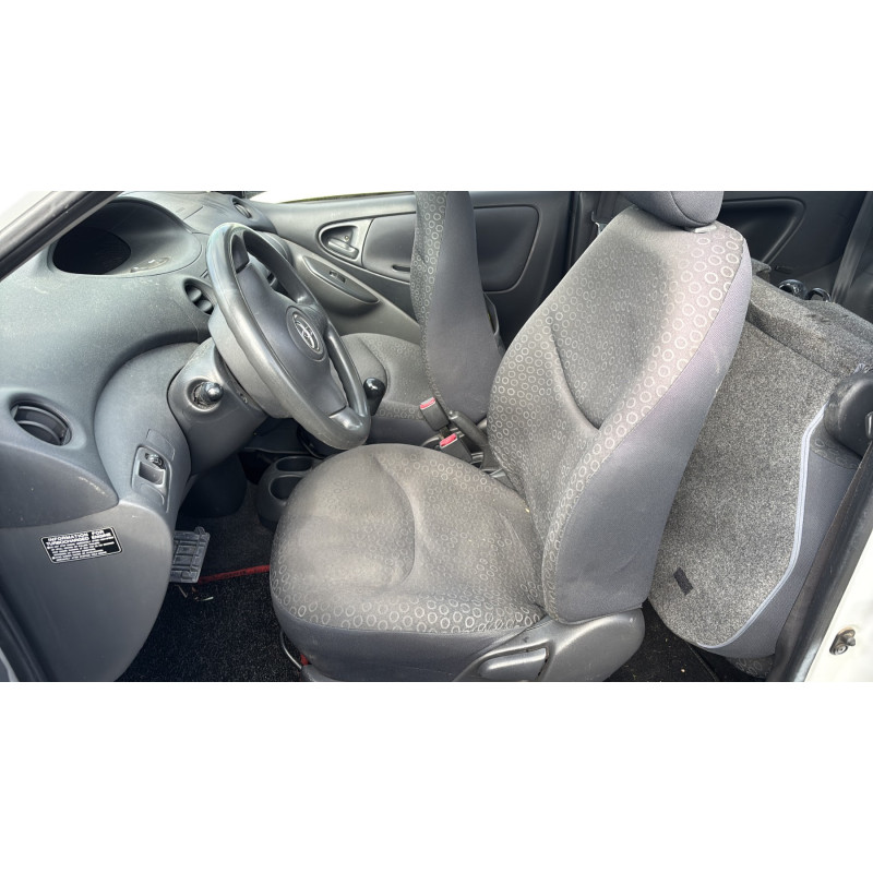 Neiman TOYOTA YARIS 1 Photo n°15