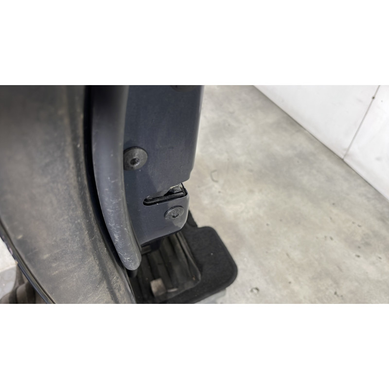 Porte avant gauche VOLKSWAGEN GOLF 5 Photo n°4