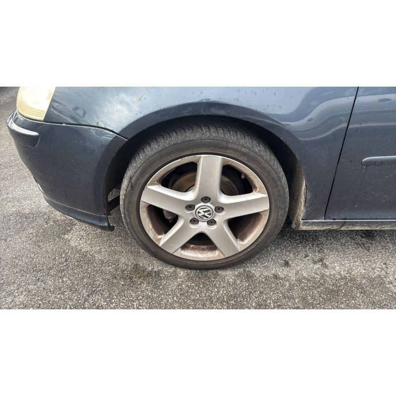 Vitre arriere gauche VOLKSWAGEN GOLF 5 Photo n°13