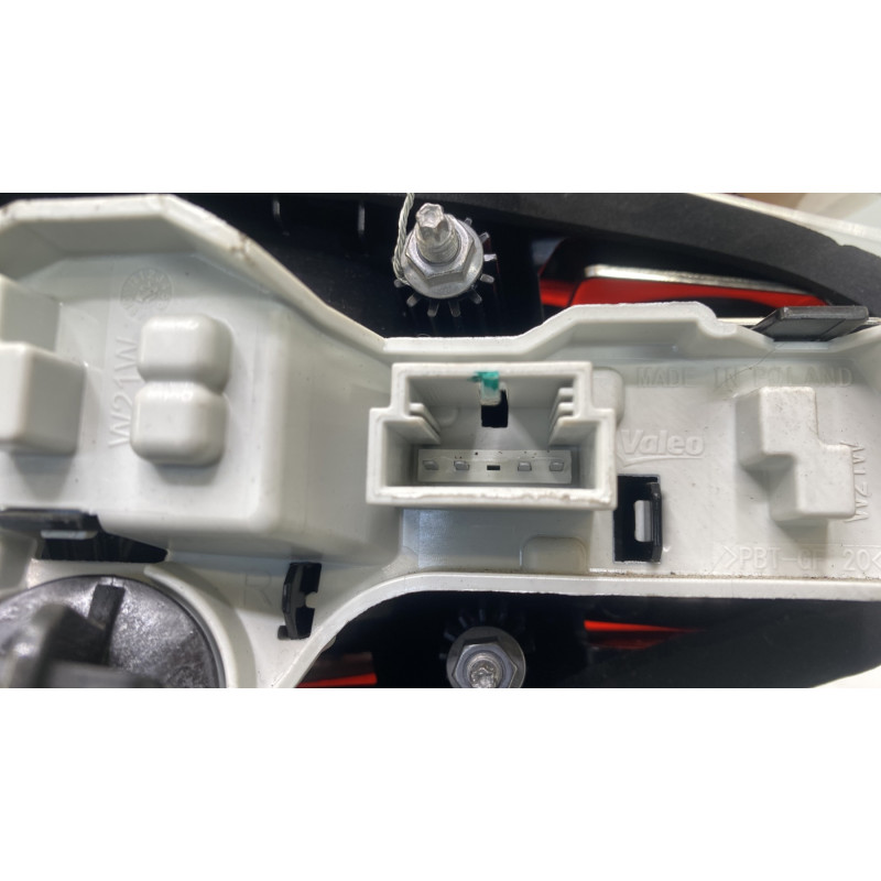 Feu arriere secondaire droit (feux) VOLKSWAGEN GOLF 7 Photo n°3