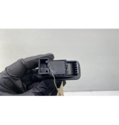 Interrupteur de leve vitre arriere droit VOLKSWAGEN GOLF 7
