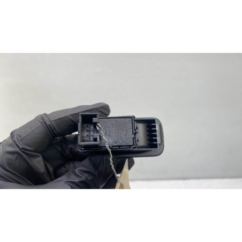Interrupteur de leve vitre arriere droit VOLKSWAGEN GOLF 7 Photo n°3
