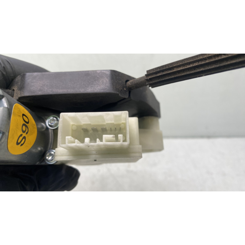 Leve vitre electrique arriere droit VOLKSWAGEN GOLF 7 Photo n°4
