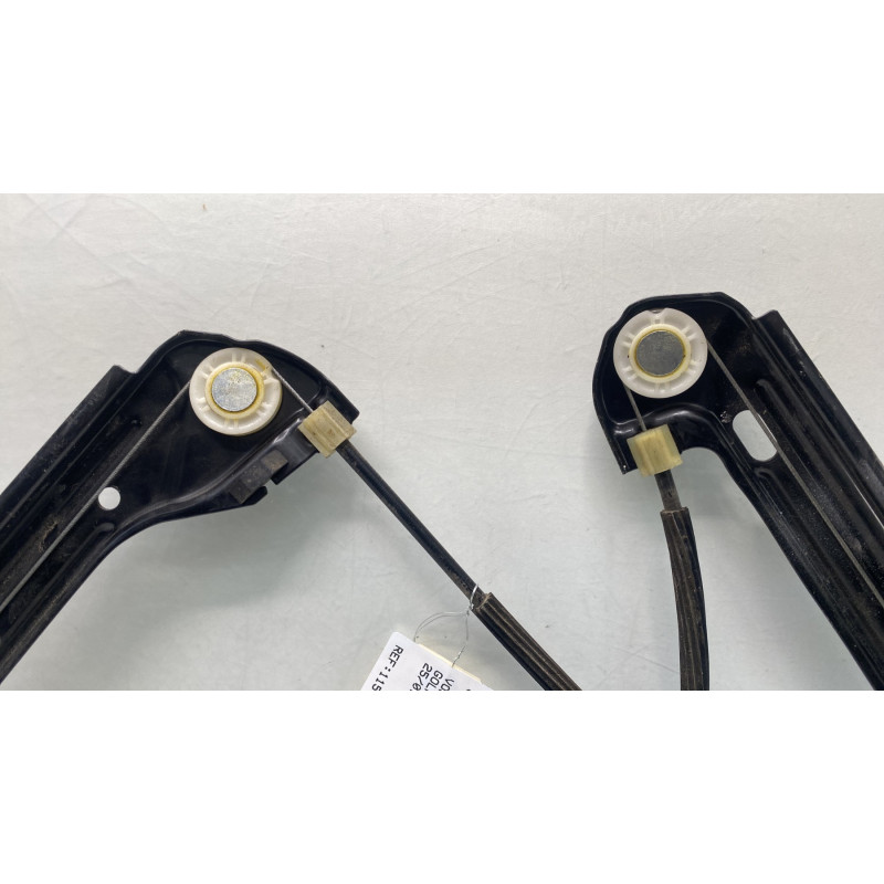 Leve vitre electrique avant gauche VOLKSWAGEN GOLF 7 Photo n°2
