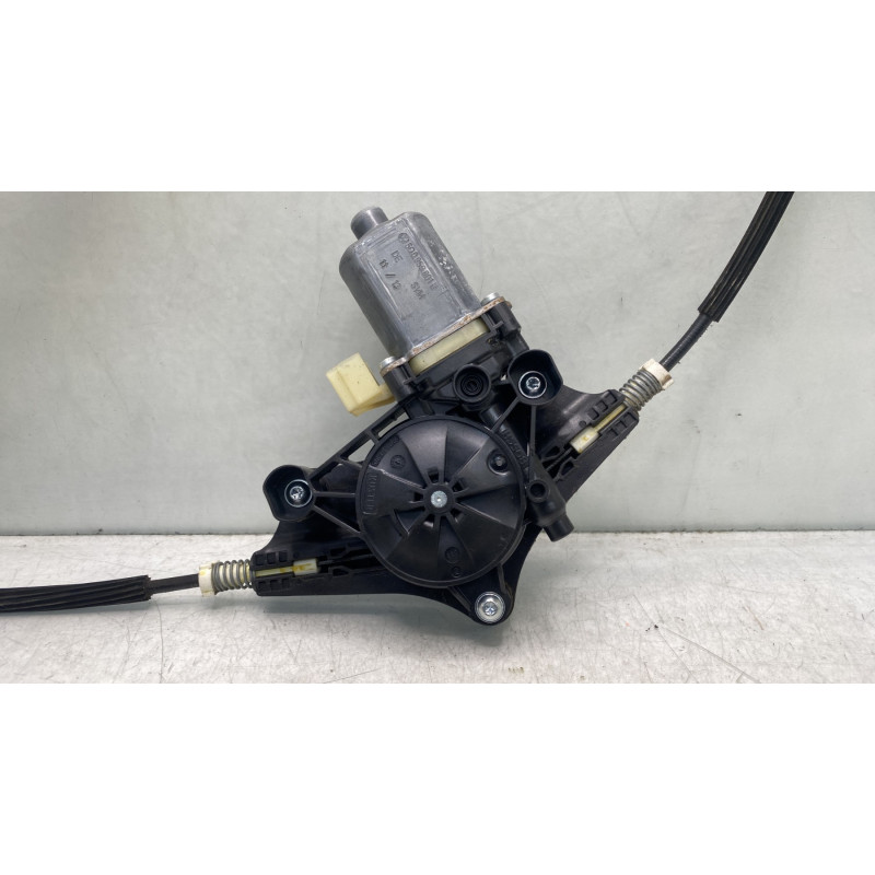 Leve vitre electrique avant gauche VOLKSWAGEN GOLF 7 Photo n°7