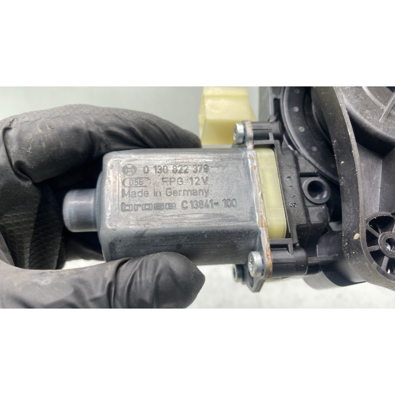 Leve vitre electrique avant gauche VOLKSWAGEN GOLF 7 Photo n°9