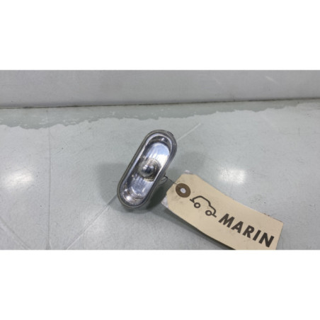 Repetiteur clignotant avant droit  (Feux) VOLKSWAGEN POLO 4 Photo n°1