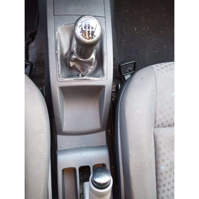 Etrier avant gauche (freinage) VOLKSWAGEN POLO 4 Photo n°20