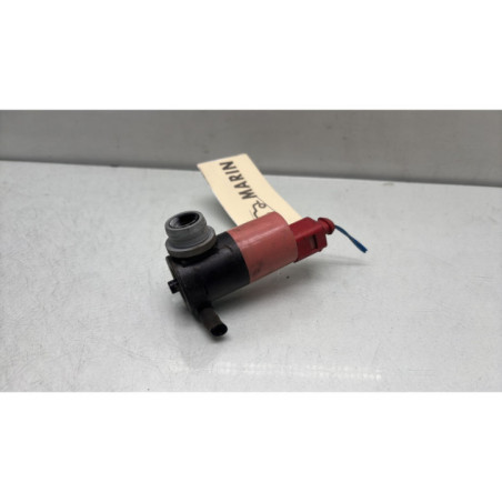 Pompe lave glace avant TOYOTA YARIS 2